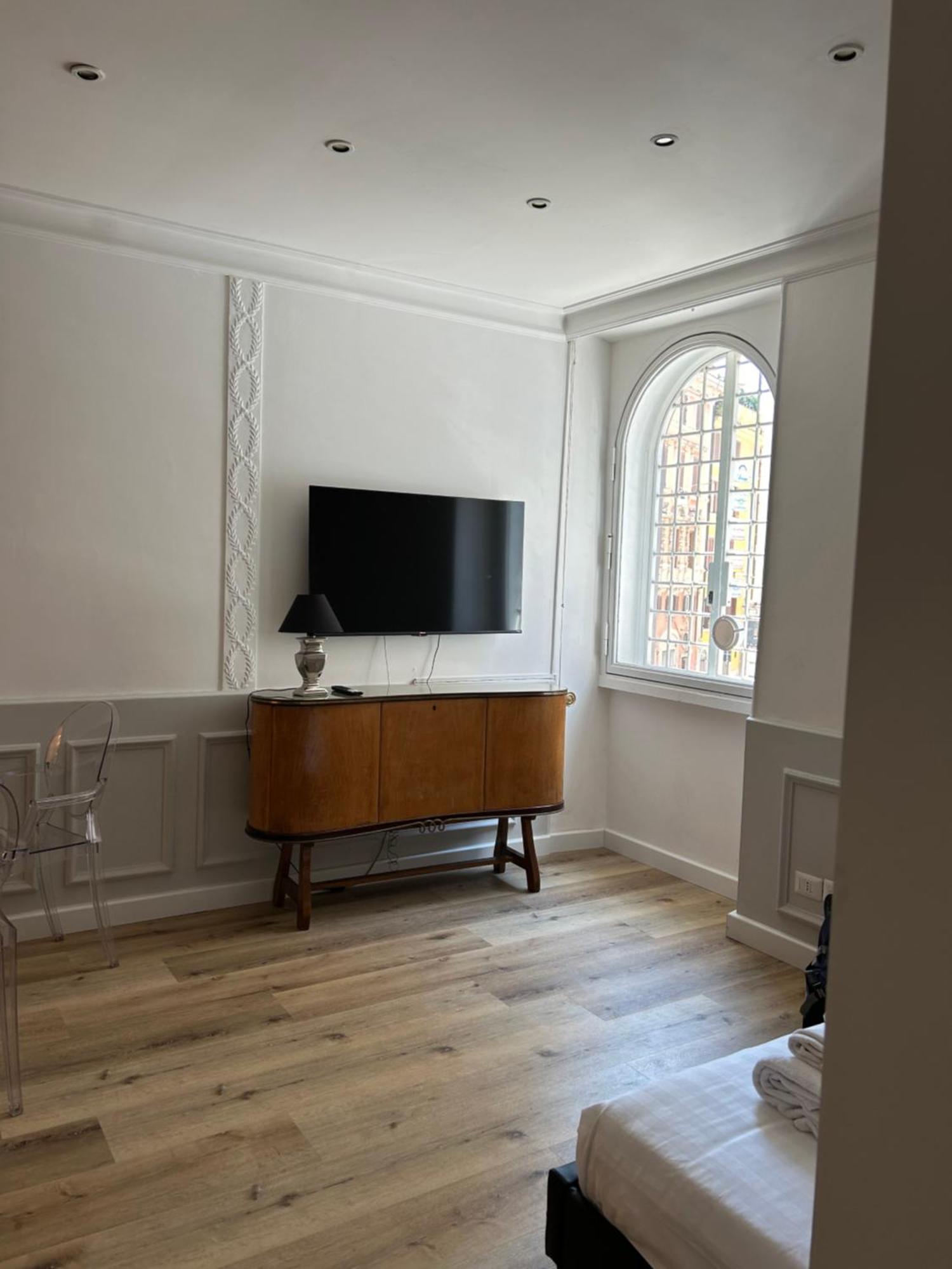 רומא Crispi 30 Stylish Apartment מראה חיצוני תמונה