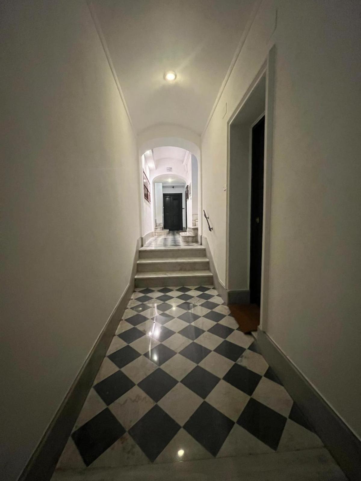 רומא Crispi 30 Stylish Apartment מראה חיצוני תמונה